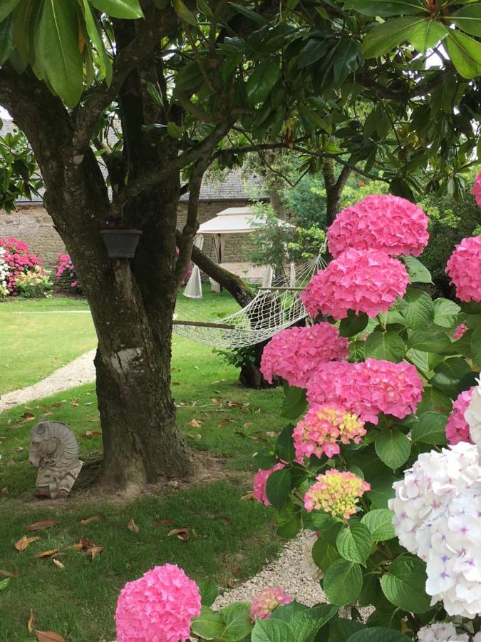 La Meffrais 1741 Bed & Breakfast Dinan Exterior photo